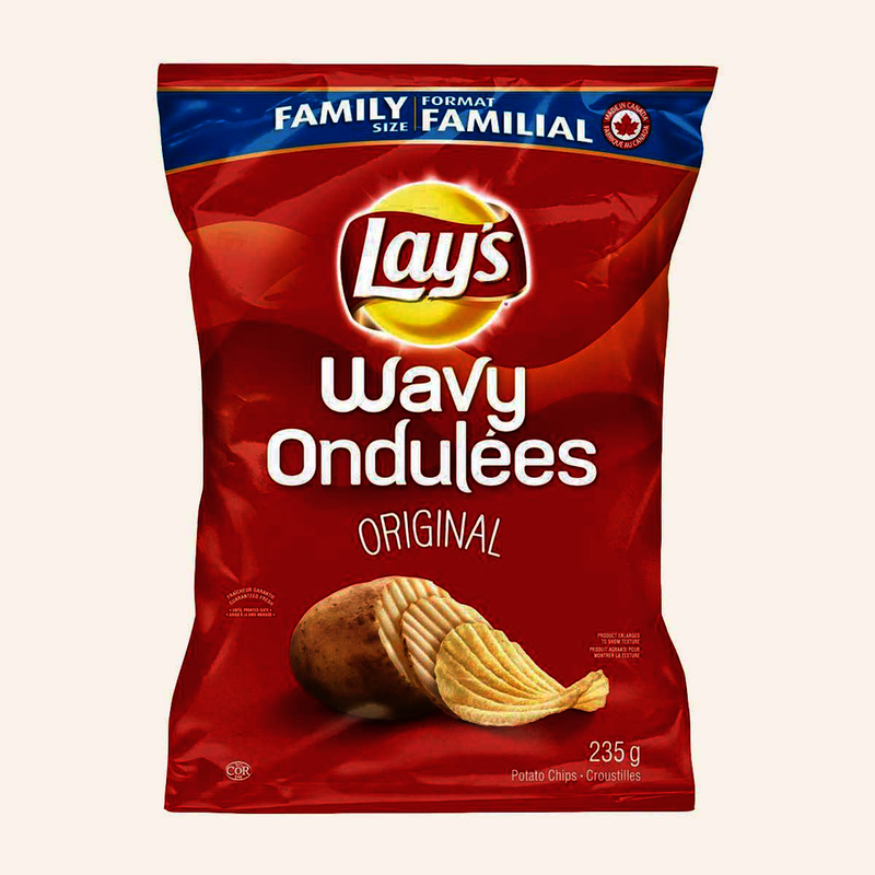 LAYS WAVY RIPPLE POTATO CHIPS [235 g]