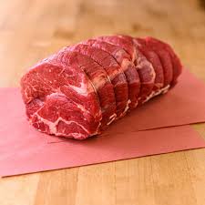 BONELESS BLADE ROAST